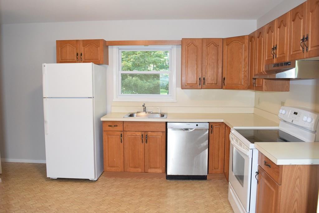 18 Leland Ave - Photo 2 of 12