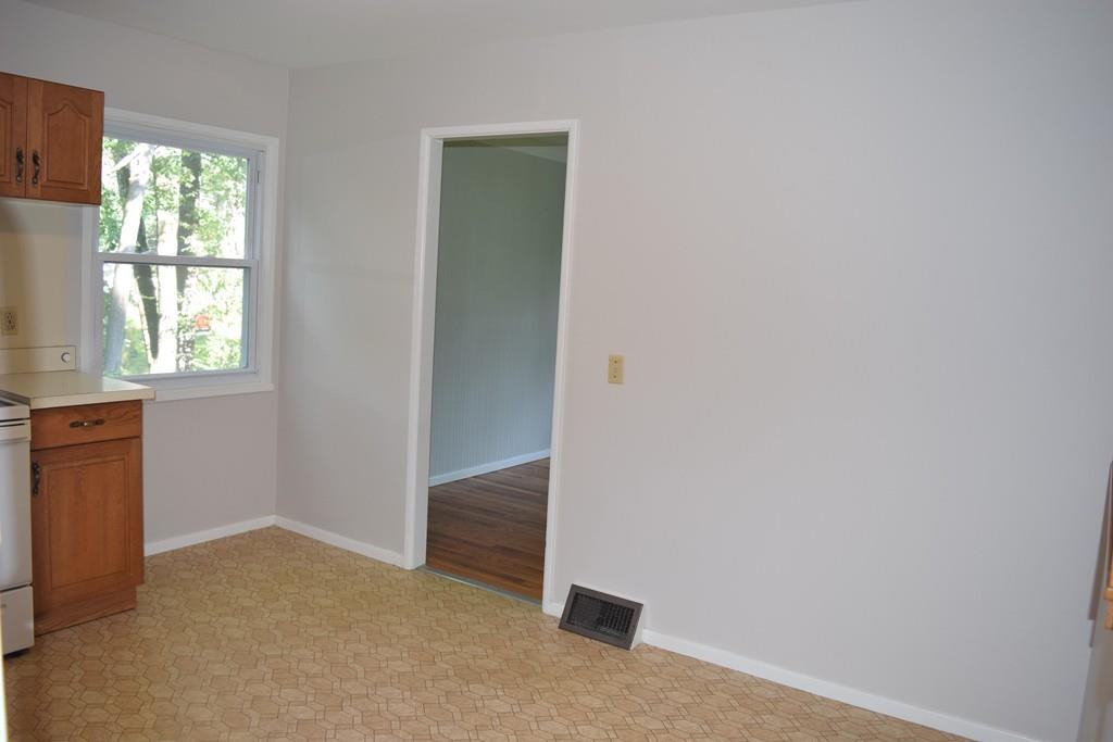 18 Leland Ave - Photo 3 of 12