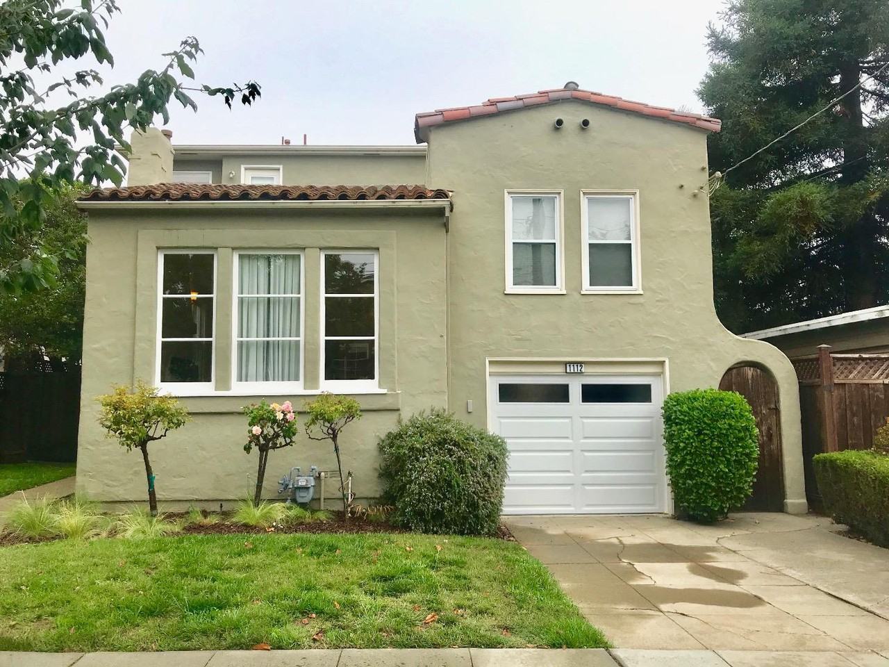 1112 Lincoln Ave - Photo 2 of 12