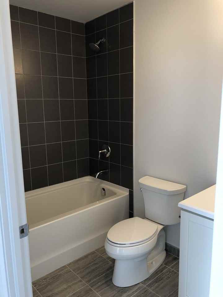 155 Caroline Street South - Photo 2 of 4