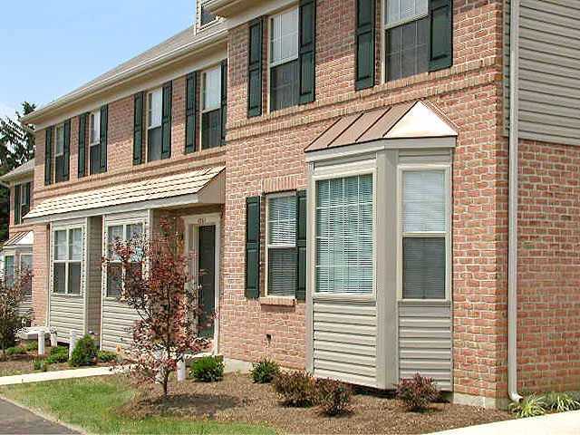 Donegal Crossing - Photo 2 of 7