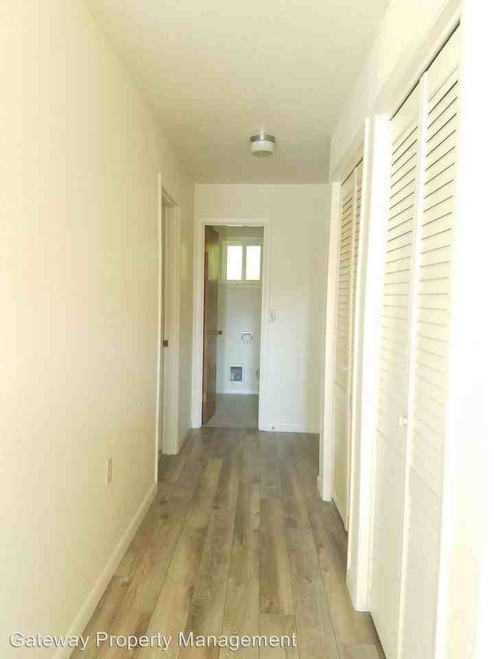 220 E WILSON ROAD - Photo 2 of 28