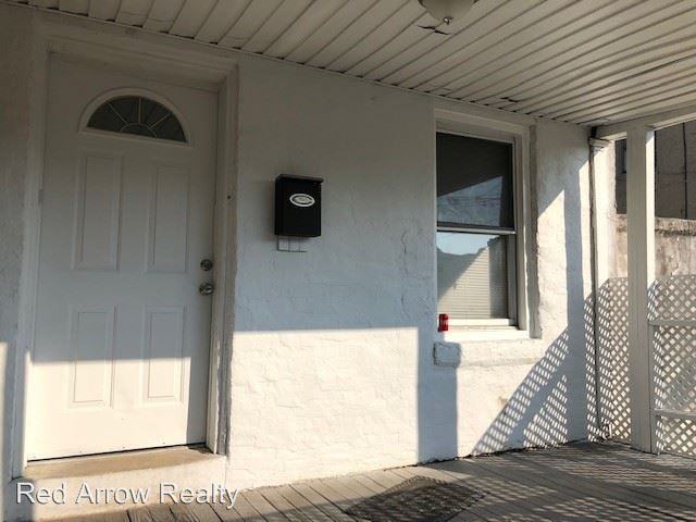 1102 White St - Photo 2 of 20