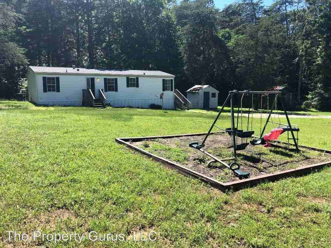 2815 Three Bridge Rd - Photo 3 of 10