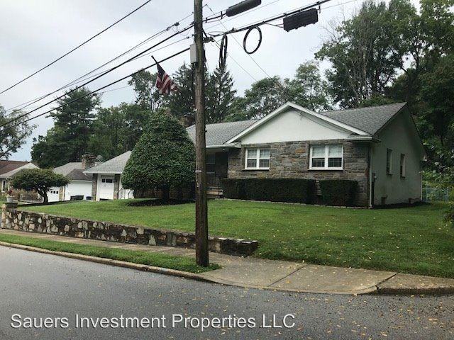 650 Kelly Lane - Photo 3 of 6