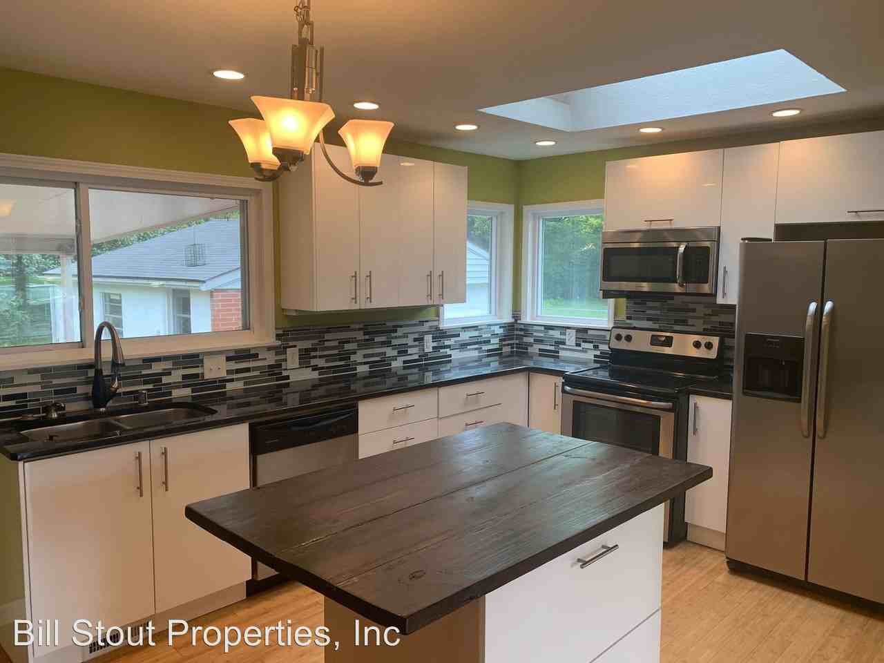 4109 Laurelwood Avenue - Photo 3 of 21