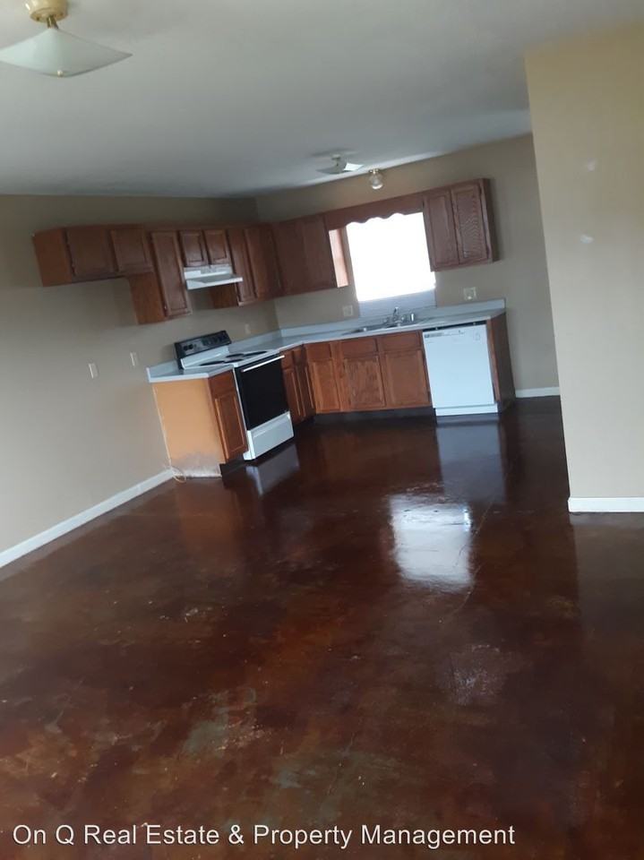 321 Michael - Photo 3 of 9