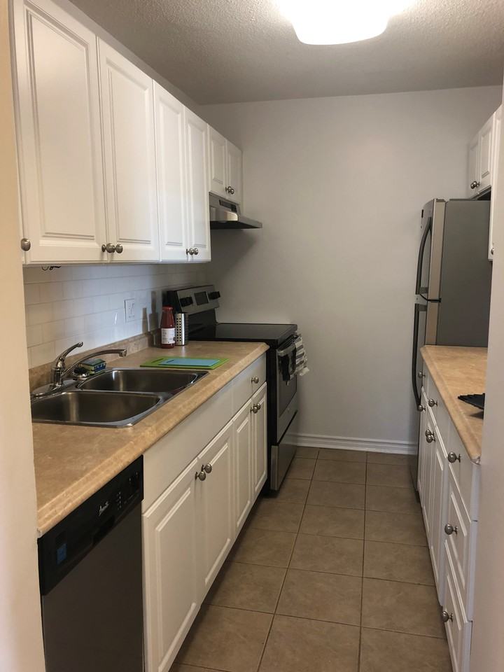 2780 Rowatt Street #01