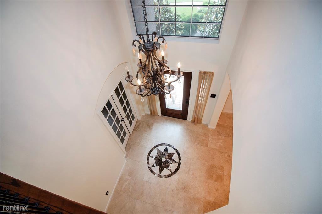 2218 Longspur Ln - Photo 2 of 29