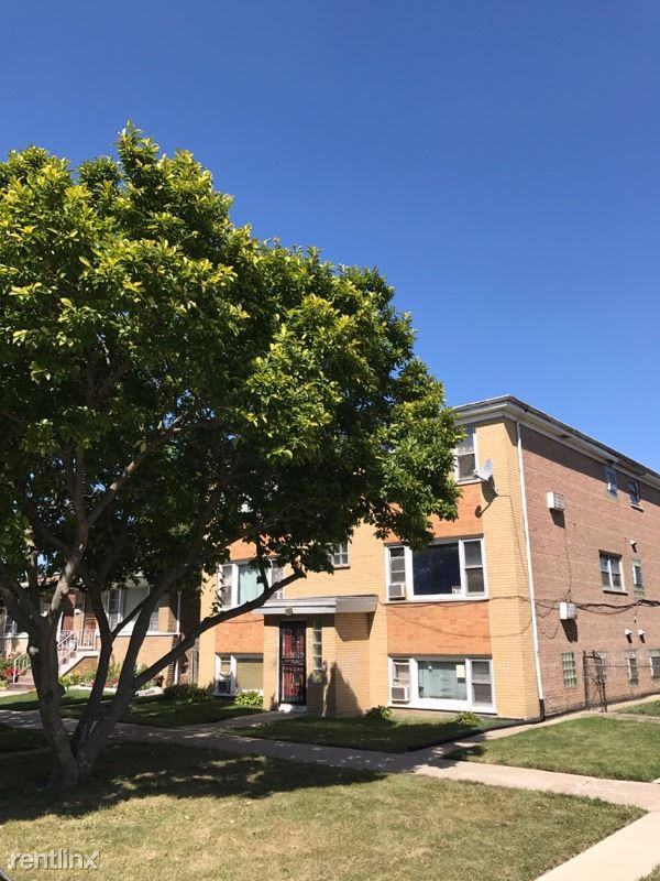 7412 W 63rd Pl 2e - Photo 2 of 11