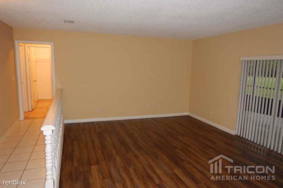 2628 Kristi Court - Photo 2 of 5