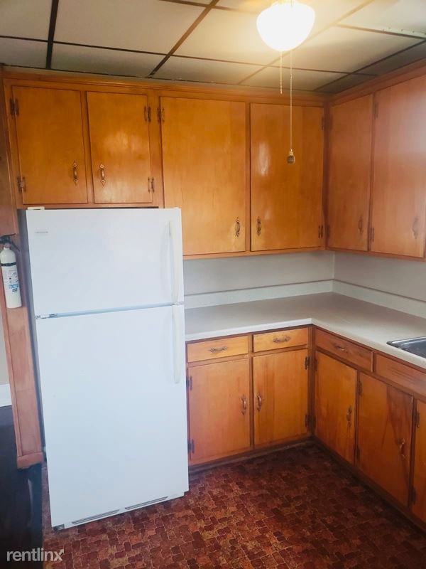 153 Tilman St - Photo 3 of 24