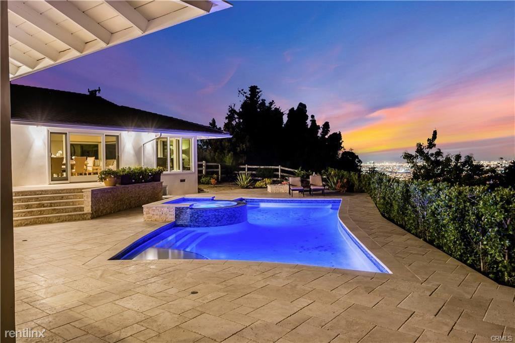 1 Maverick Ln - Photo 3 of 9