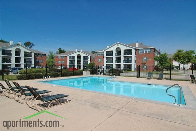 Hidden Oaks Apartments - Photo 3 of 9