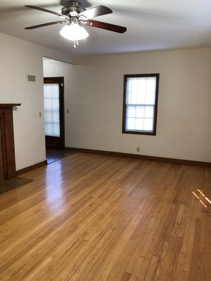 5646 Florence Boulevard - Photo 3 of 5