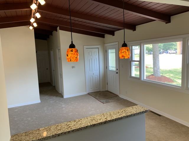 17W424 17w424 Butterfield - Photo 3 of 19