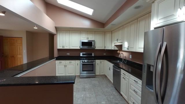 22940 N Prairie Ln - Photo 3 of 14