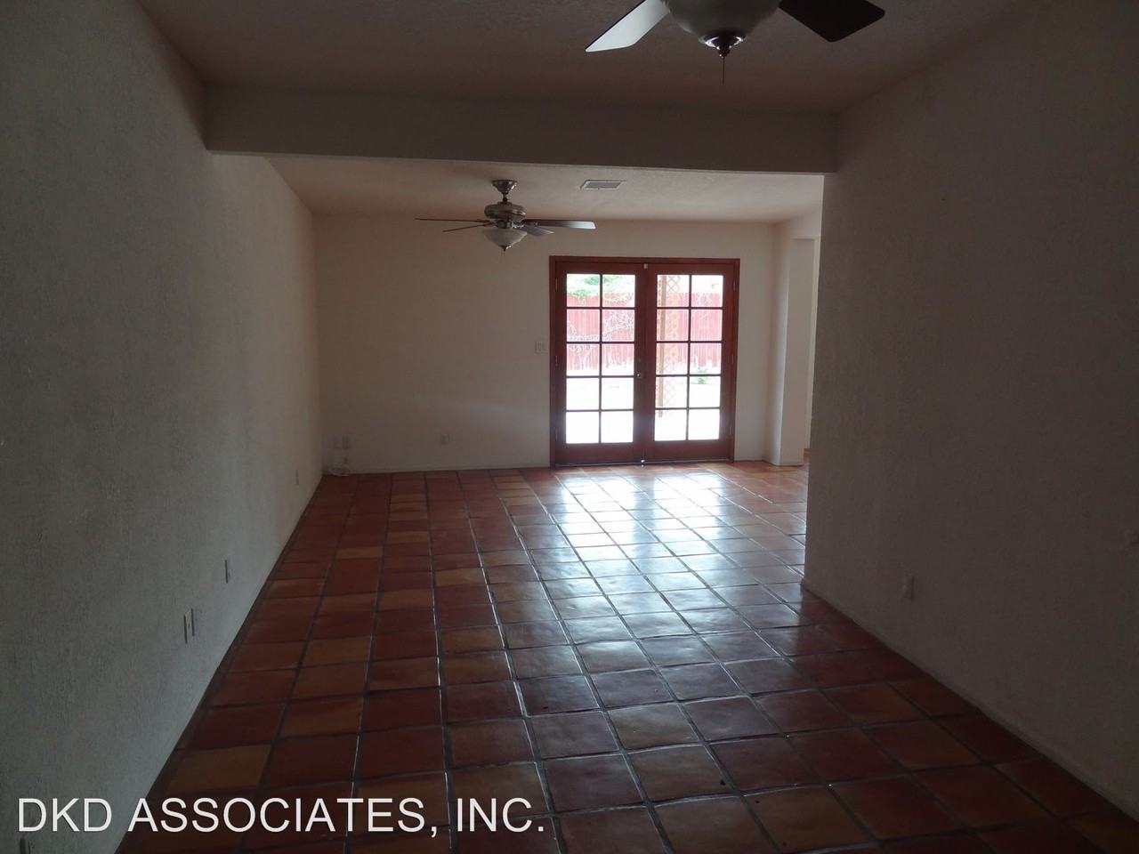 1606 Saint Johns - Photo 3 of 32