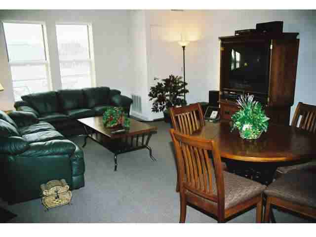 Riverside Place Condominiums - Photo 3 of 3