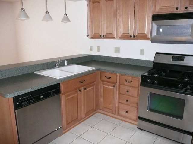 315 William R Latham Senior Dr #5 - Photo 2 of 12