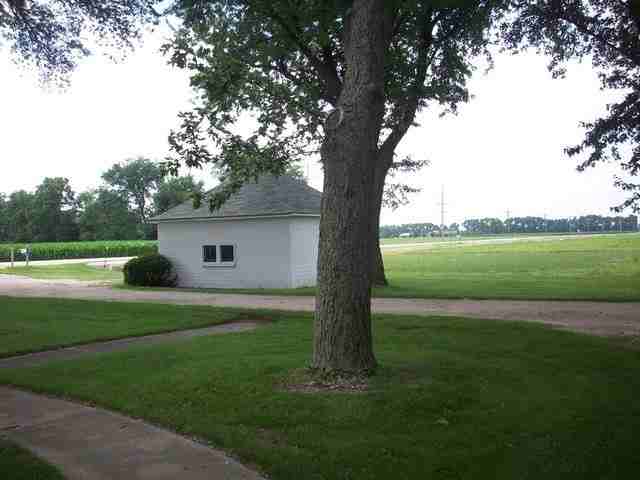 4690 W Grand Ridge Rd - Photo 2 of 19