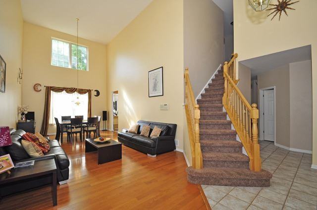 3034 N Forrest Hills Ct - Photo 2 of 24