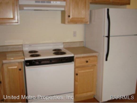 4400 N Robert Rd - Photo 3 of 7