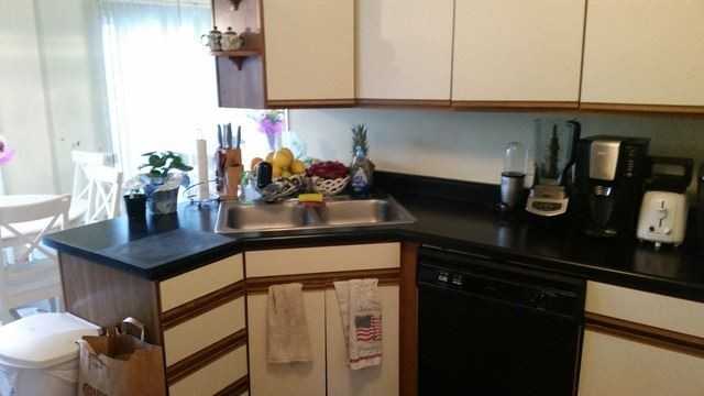 614 Hillview Ct #614 - Photo 3 of 9