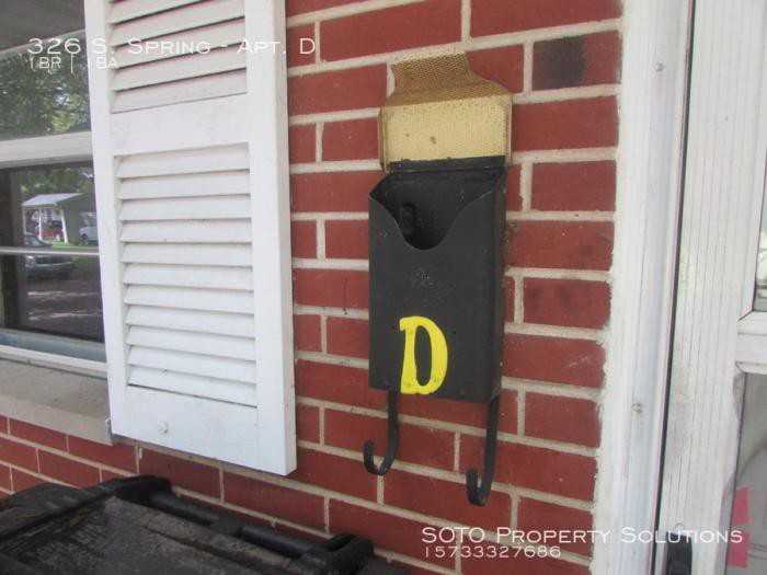 326 S. Spring - Photo 2 of 7