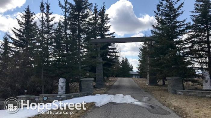 3203 Bearspaw Village Drive Nw Nw - Photo 2 of 27