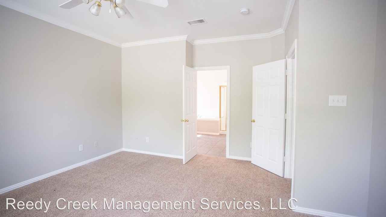 3721 Saint Andrews Lane - Photo 3 of 16