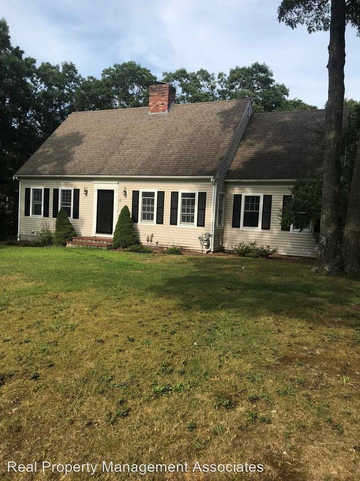 42 Deepwood Dr - Photo 2 of 24