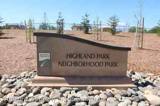 692 Mission De Oro Drive - Photo 3 of 37