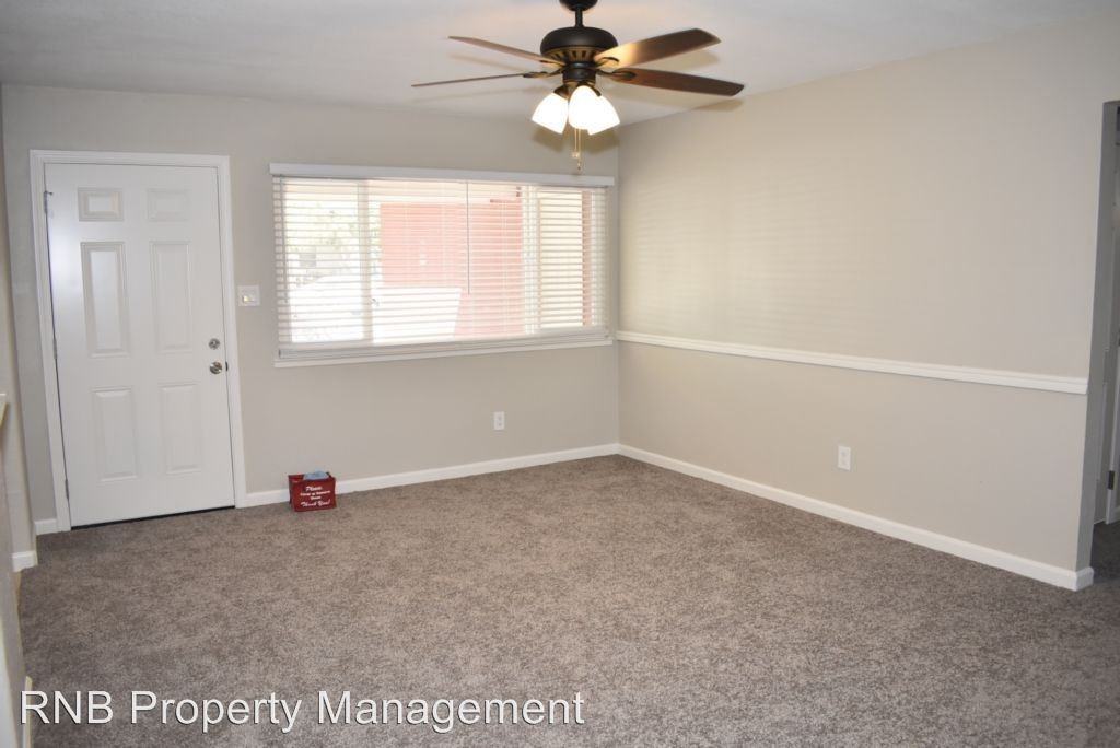 605 Grove Street - Photo 3 of 23