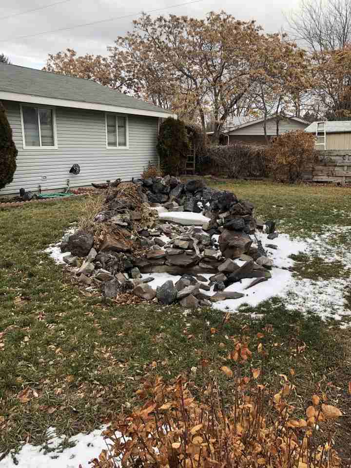 606 Crestview Dr - Photo 2 of 43