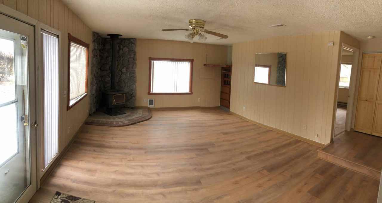 606 Crestview Dr - Photo 3 of 43