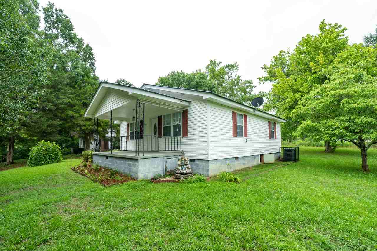 607 Broadway Ave - Photo 3 of 29