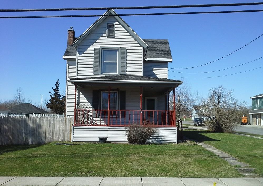 300 Main St - Photo 3 of 41