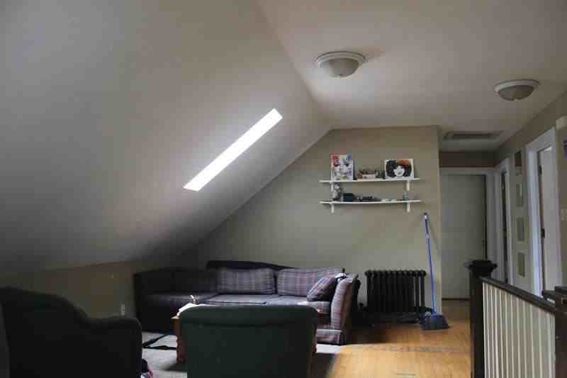 1921 E Kenwood Blvd - Photo 3 of 10