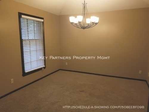 628 W Santa Fe Trail - Photo 3 of 10