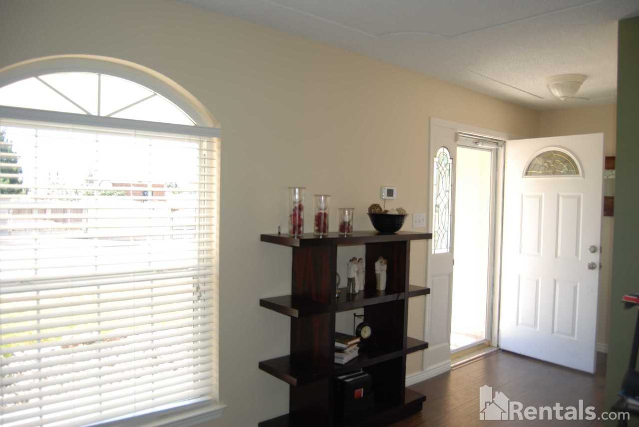 4609 Bali Ct - Photo 2 of 10