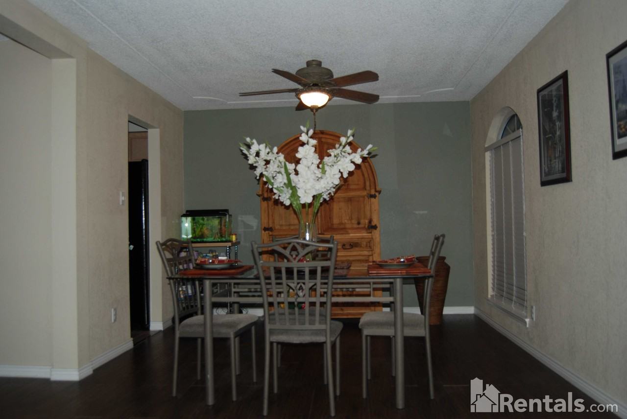 4609 Bali Ct - Photo 3 of 10