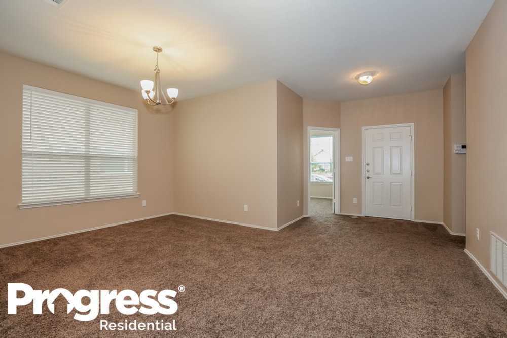 9405 Tierra Verde Trl - Photo 2 of 13