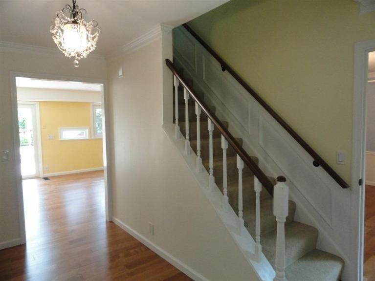 12059 Cooperwood Ln - Photo 3 of 25