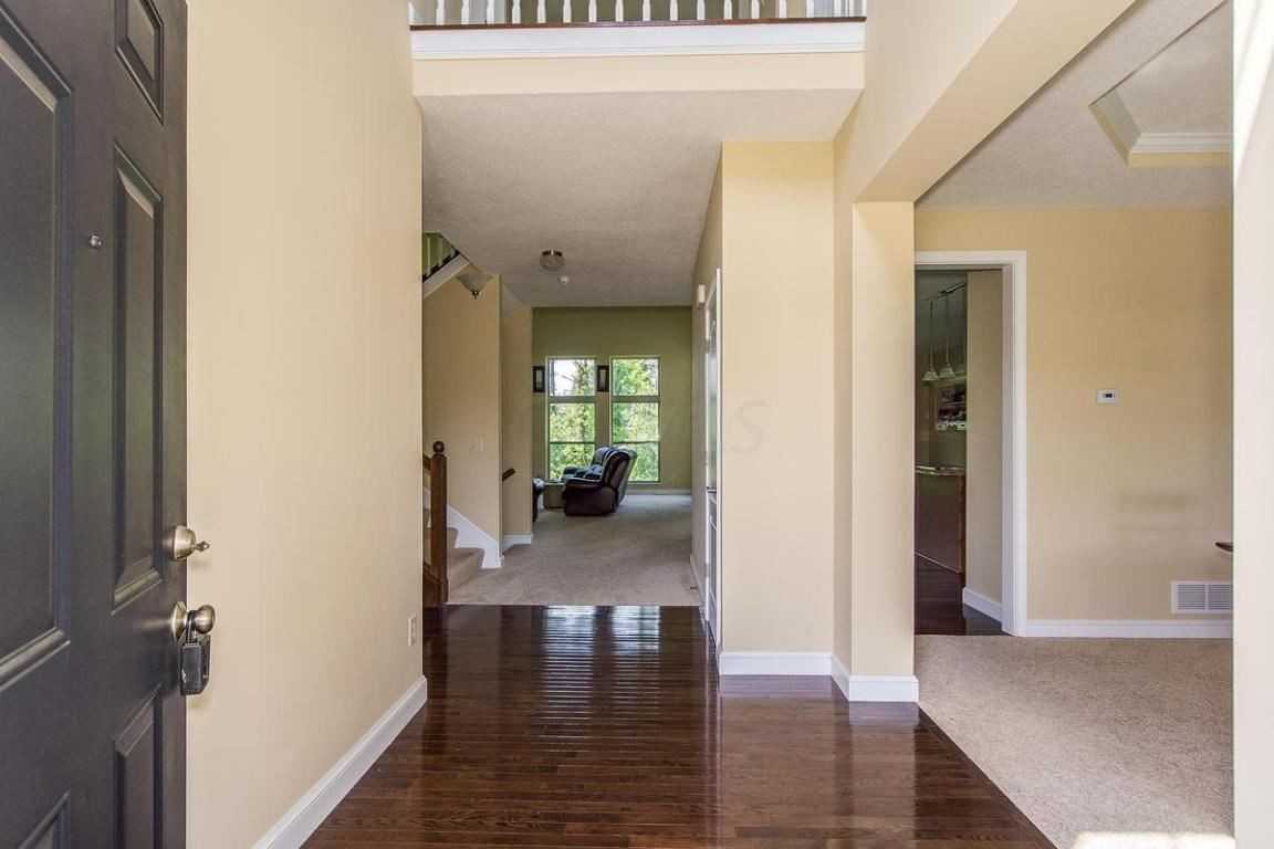 7431 Broxton Ln - Photo 2 of 25