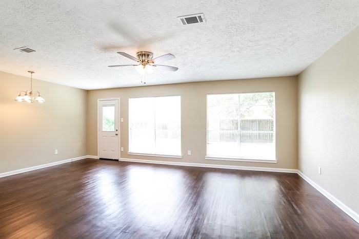 17342 Heritage Bay Drive - Photo 3 of 15