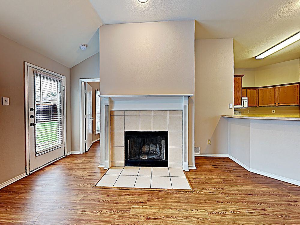 14104 Esperanza Dr - Photo 2 of 10