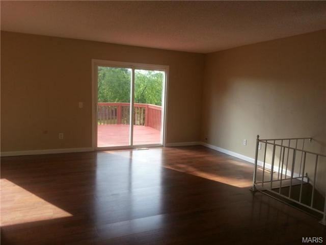 15607 91st Ave - Photo 2 of 8