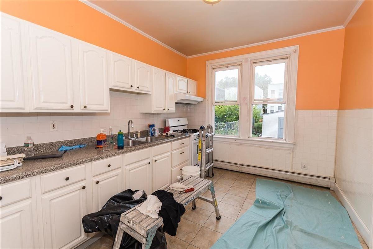 290 Boyd Ave #1 - Photo 2 of 9