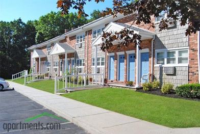 Maple Crest Garden Apartments At Port Jefferson 645 Belle Terre